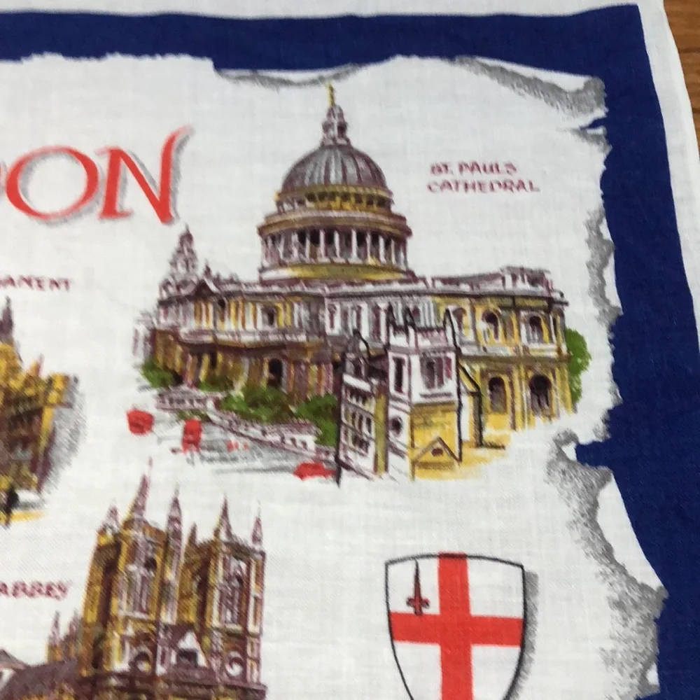 The tea towel by Ulster, made of pure Irish linen in Ireland. London Landmarks